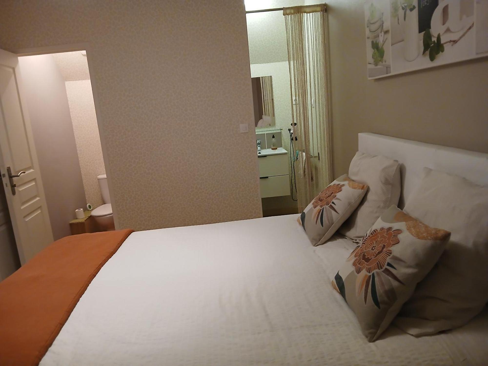 Chez Bernard Et Nicole Bed & Breakfast Betton Екстериор снимка